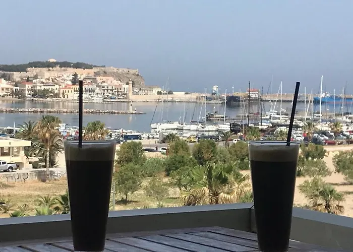 On The With View Apartament Retimno